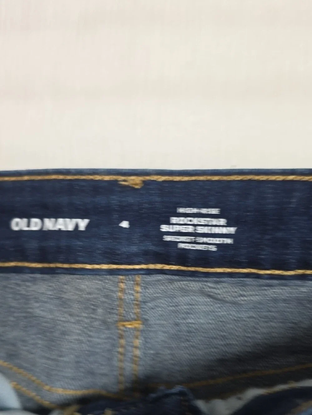 0789 Old Navy Women's Deep Indigo Skinny Jeans; 4